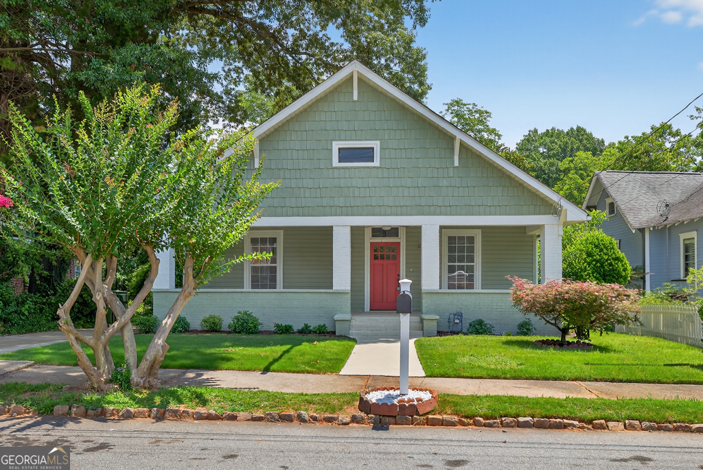 60 Douglas ST SE
