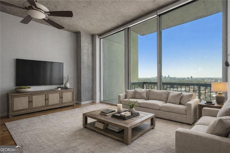 3324 Peachtree RD NE 2804