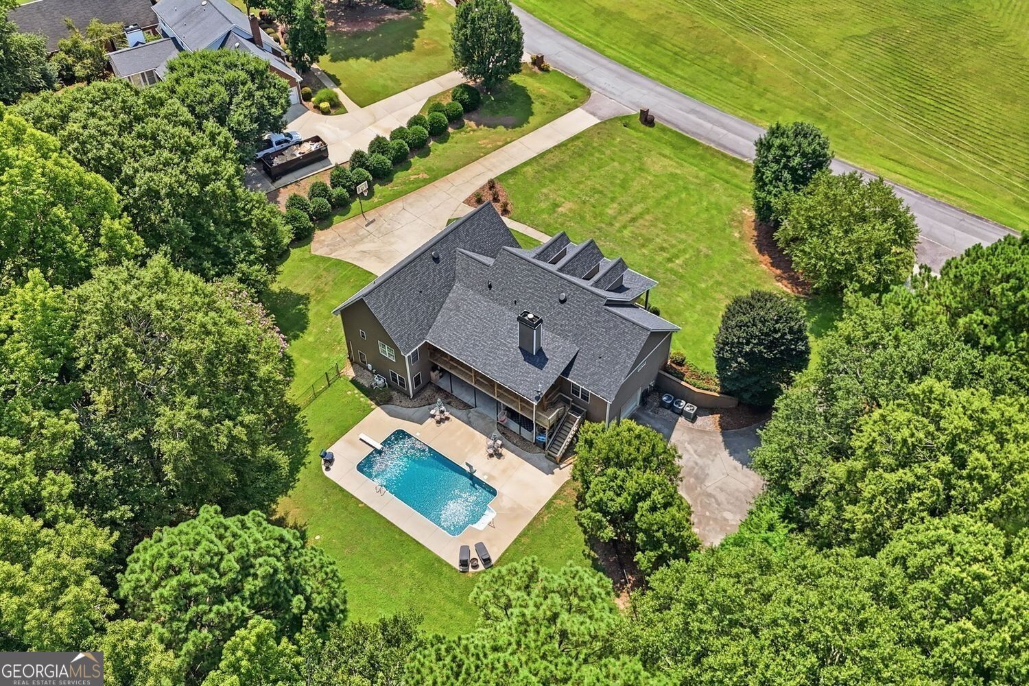70 Quail Hollow RD