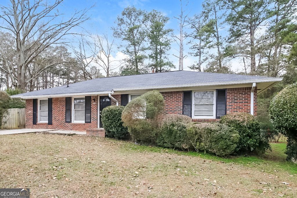 Photo of 5915 Ronnie Drive, Rex, GA 30273 (MLS # 10679283)