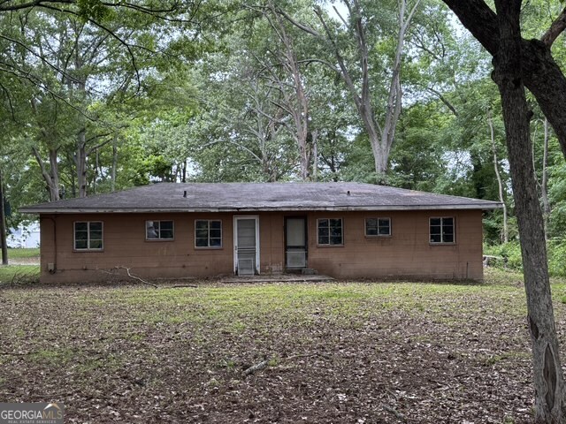 127 E Washington AVE