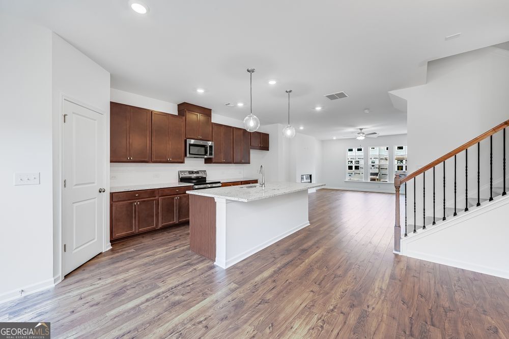 3192 Eastham Run DR