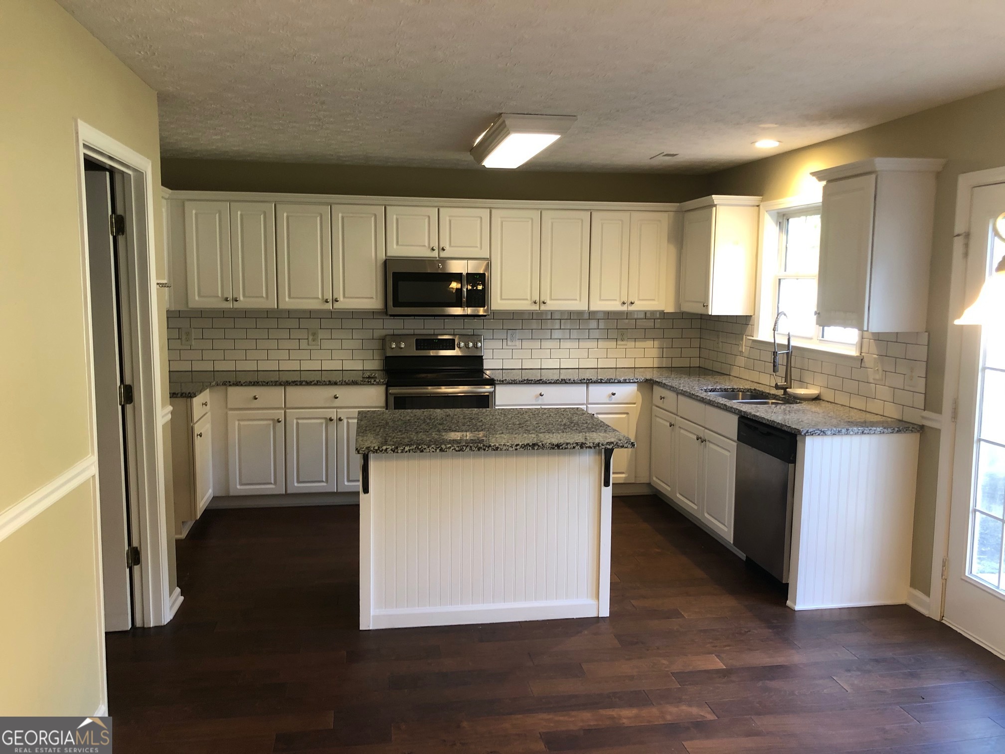 180 Brechin DR