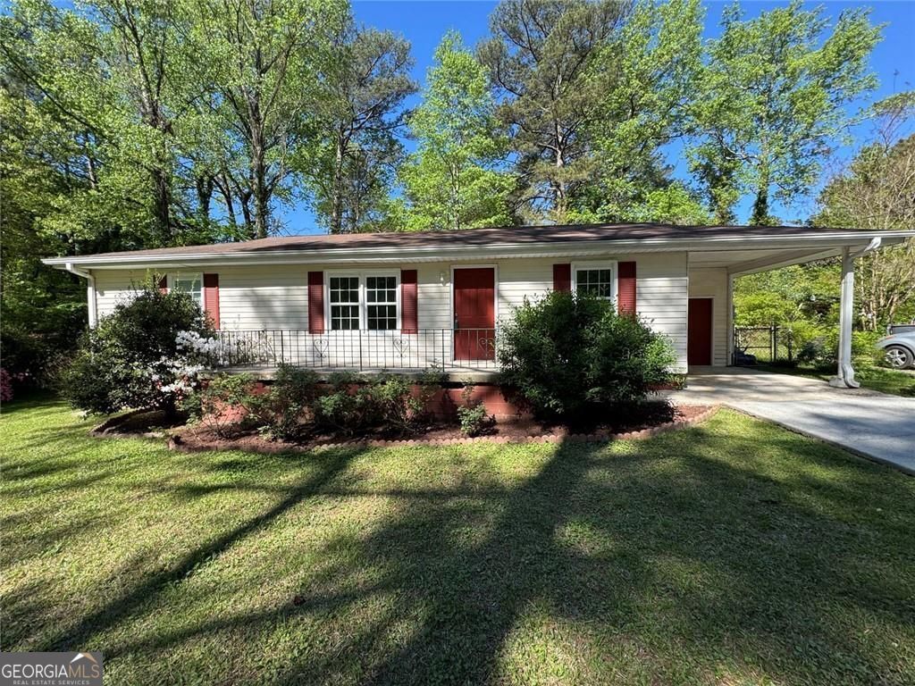 Photo of 5912 Garner Road SW, Mableton, GA 30126 (MLS # 10729572)