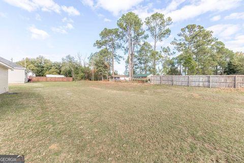 A home in Hawkinsville