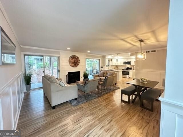 Smyrna, Georgia 30080, United States, 2 Bedrooms Bedrooms, ,2 BathroomsBathrooms,Residential,Active,94769