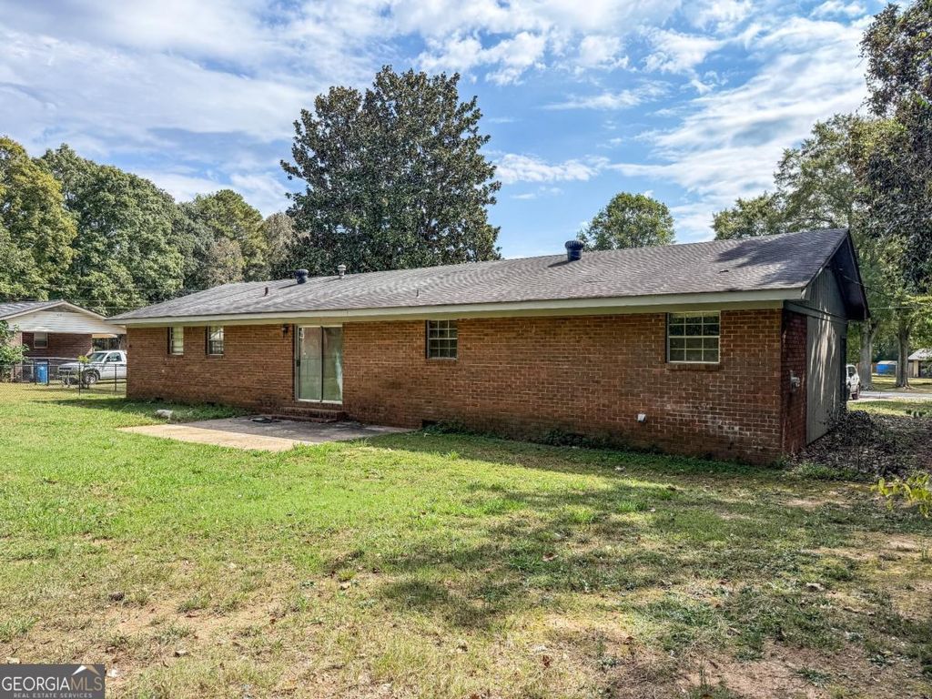 Photo of 11 Parkwood Drive NE, Rome, GA 30161 (MLS # 10661077)