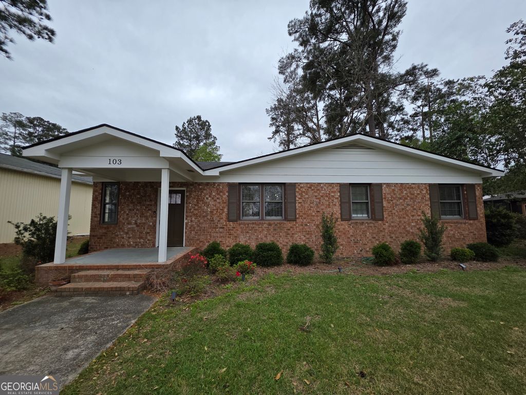 Photo of 103 W 15th Street, Rincon, GA 31326 (MLS # 10716796)