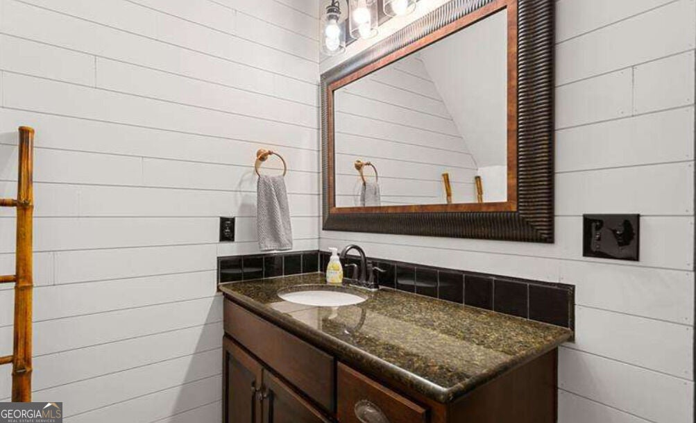 1206 Red Fox CIR