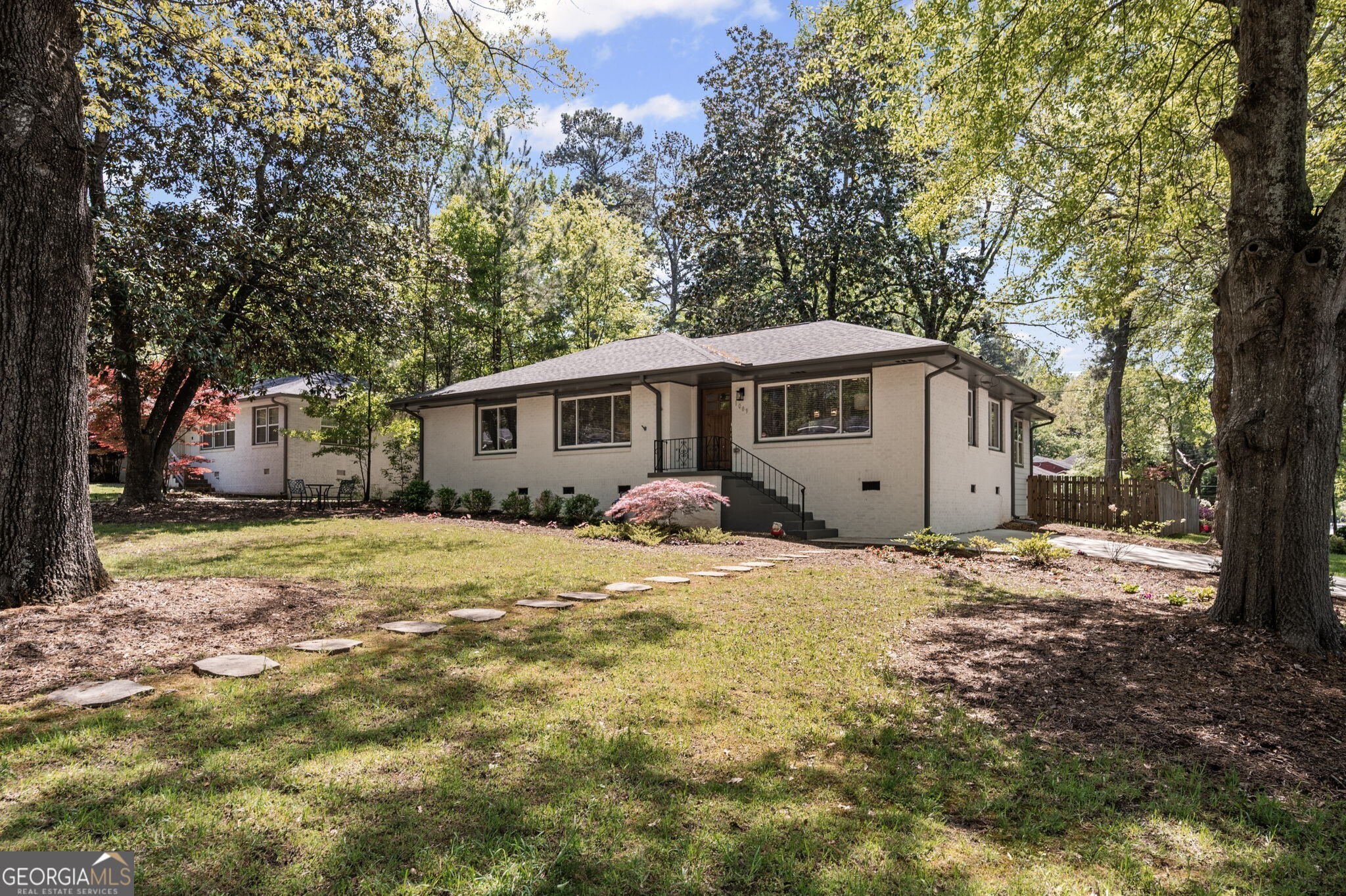 1089 Greenleaf RD SE