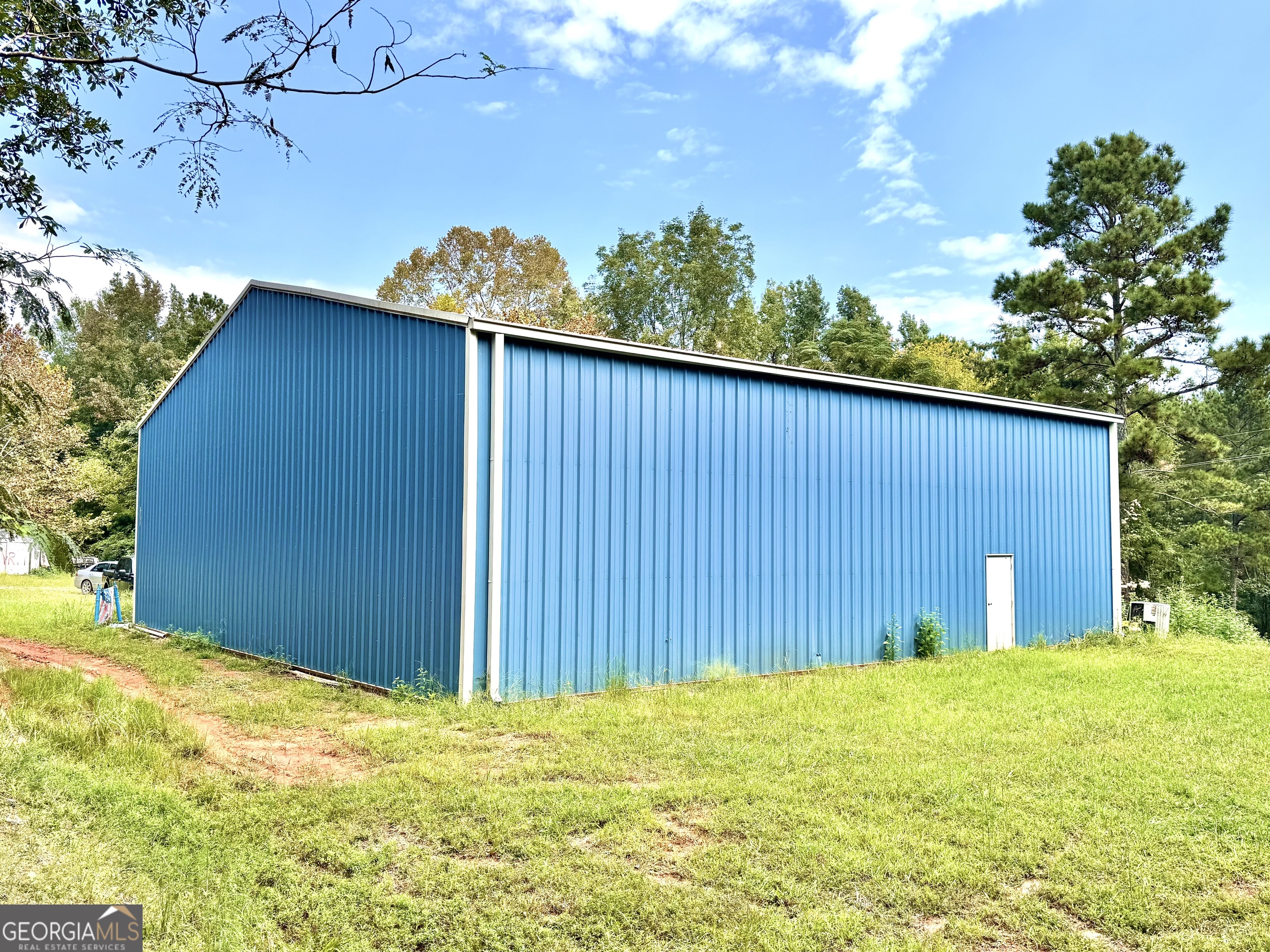 2850 Commerce RD