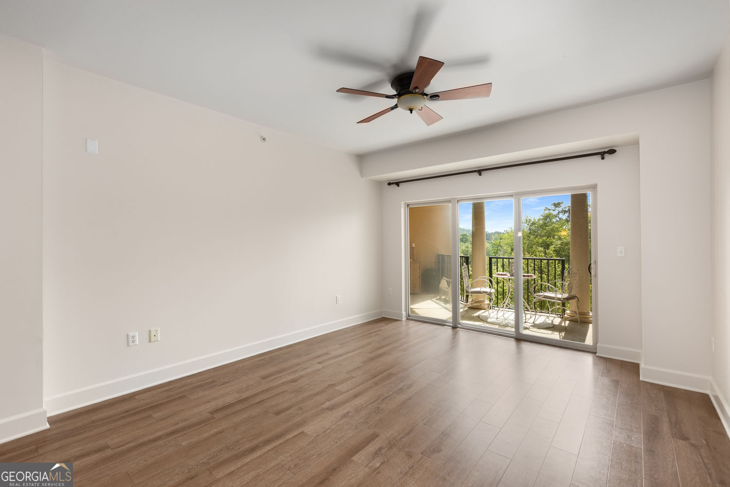 200 River Vista DR 540