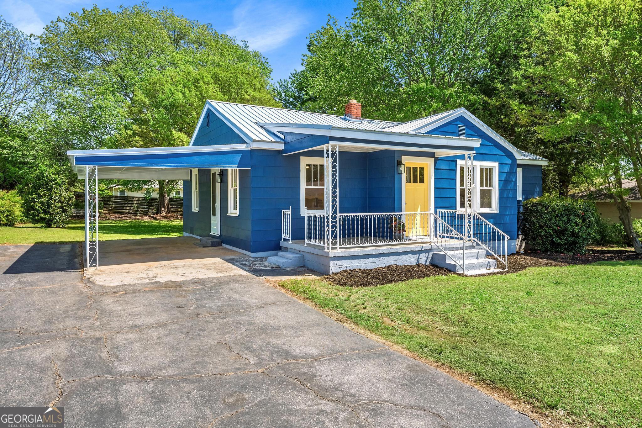 183 Fairview AVE