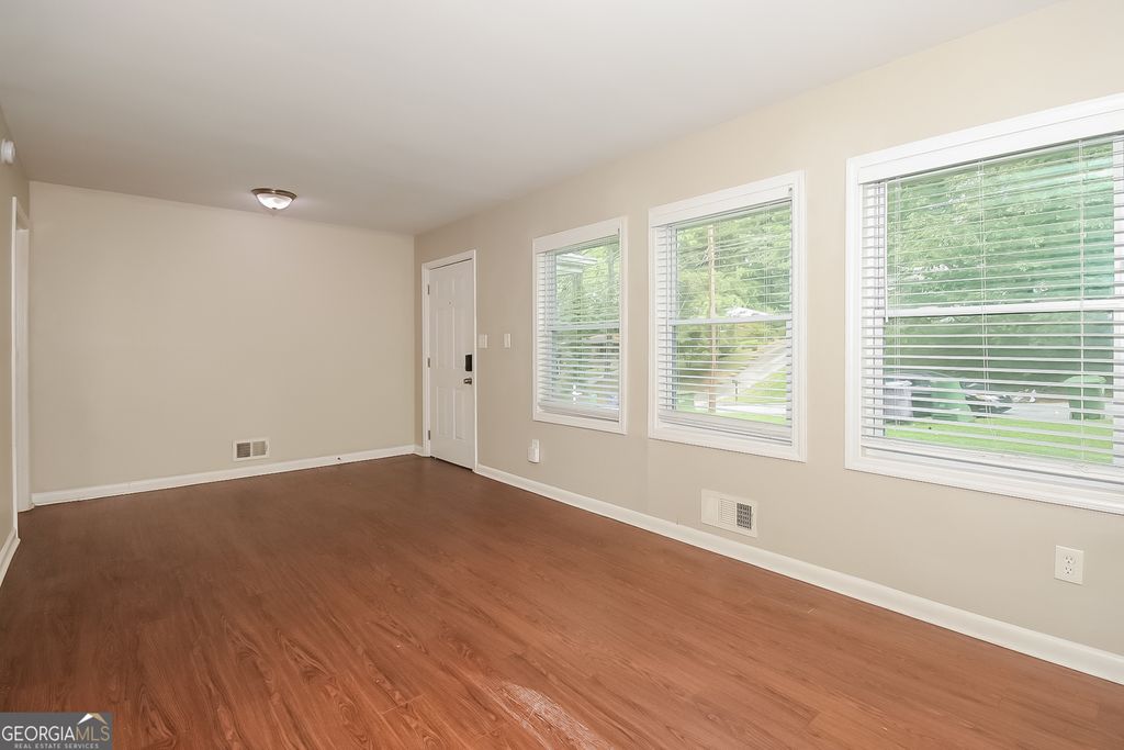 Photo of 261 Hermer Circle, Atlanta, GA 30311 (MLS # 10684235)