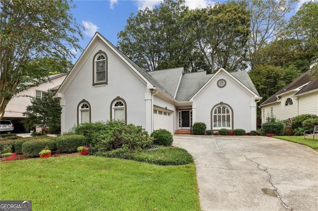 Photo of 3740 Ashford Point NE, Atlanta, GA 30319 (MLS # 10661908)