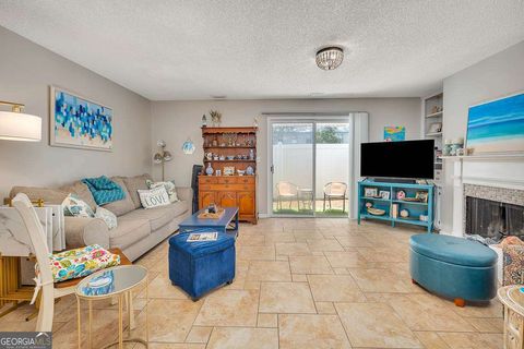 132 S Island Square DR St. Simons GA 31522