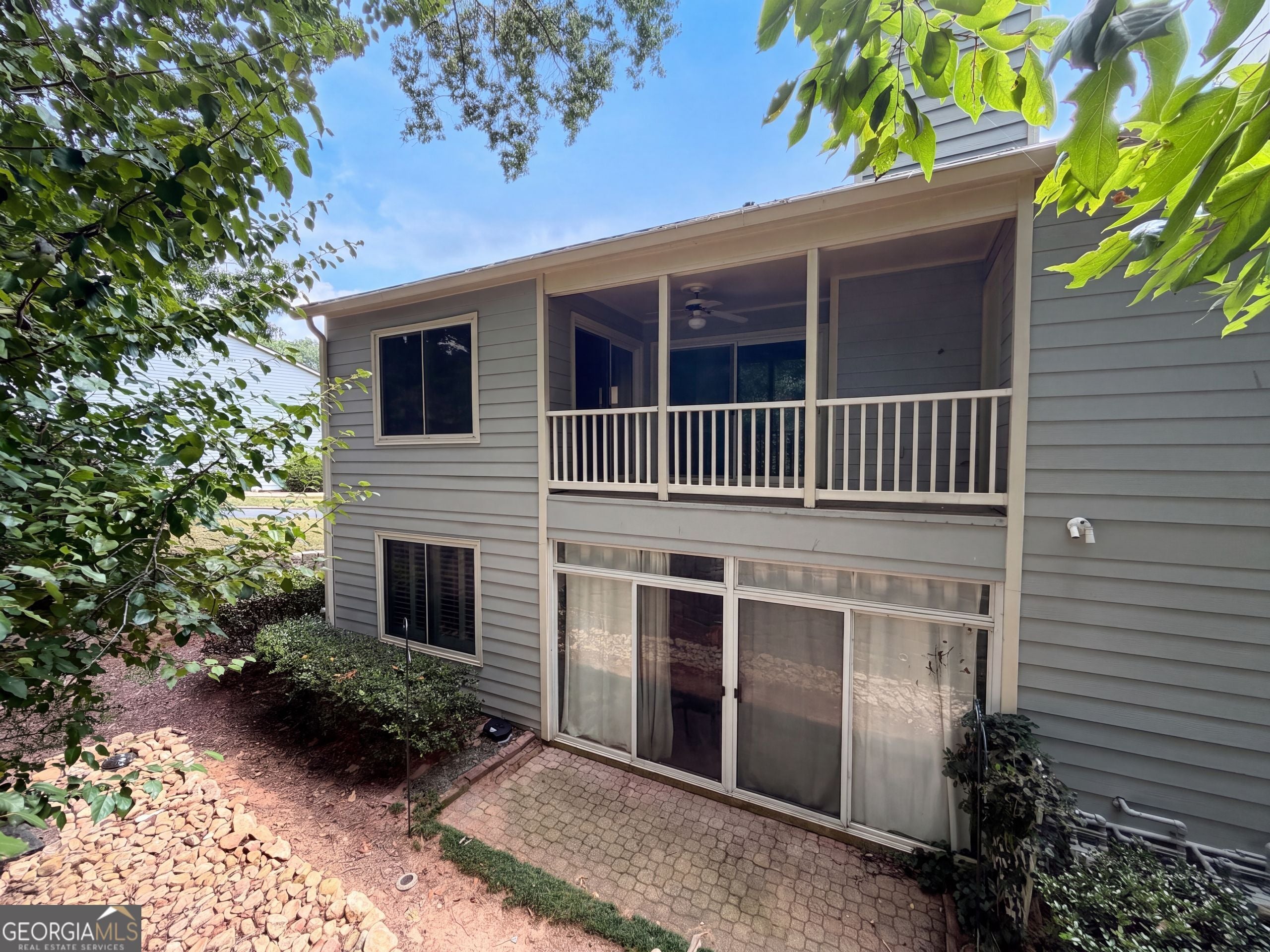 18 Springhedge CT SE
