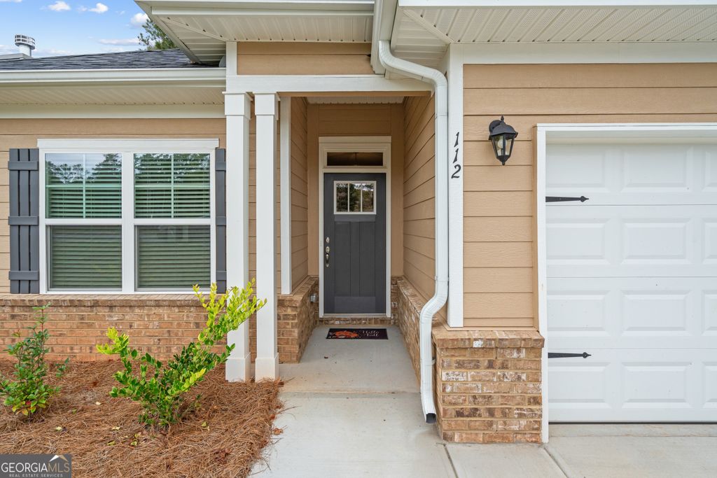 Photo of 200 Chaucer Lane #LOT 72, Carrollton, GA 30117 (MLS # 10767614)