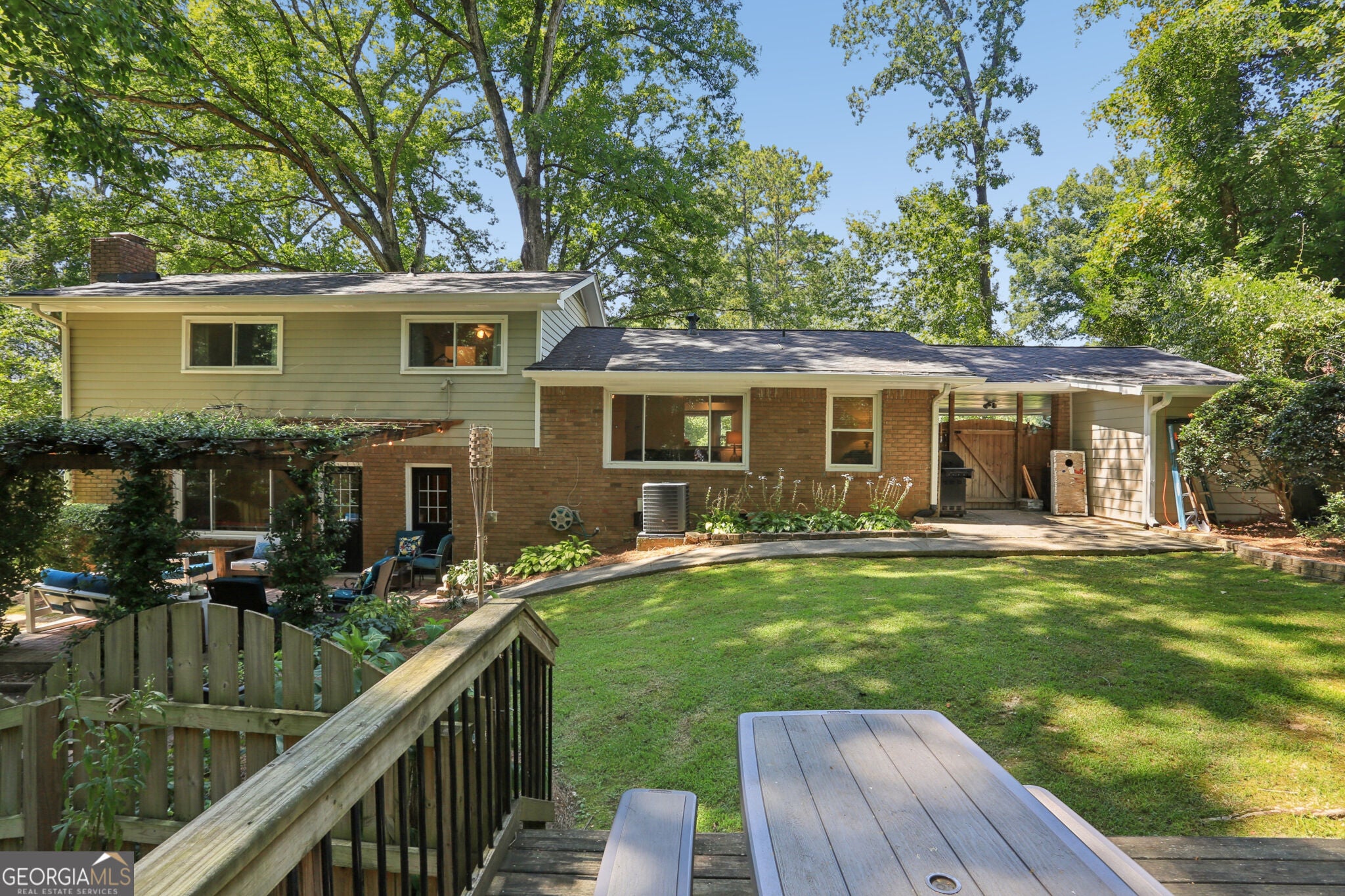 4357 Bishop Hollow CT