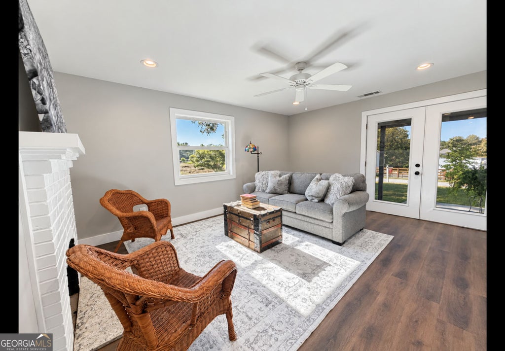 Photo of 152 Eastside Drive, Demorest, GA 30535 (MLS # 10855201)
