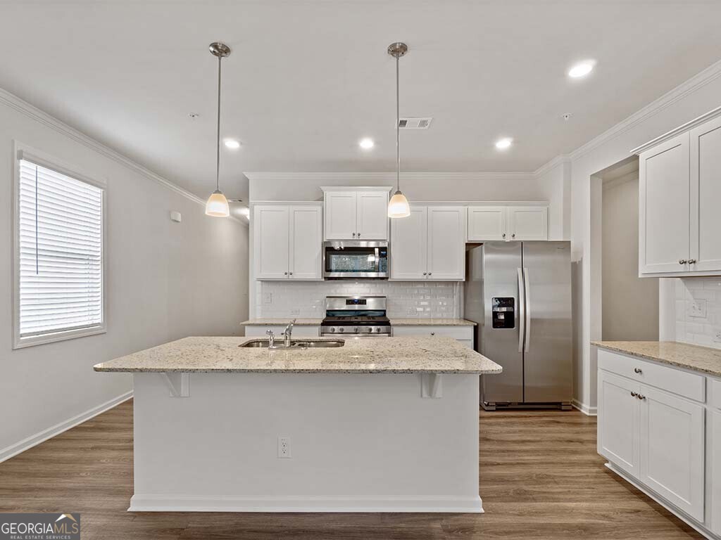 2594 Poppy CT 102