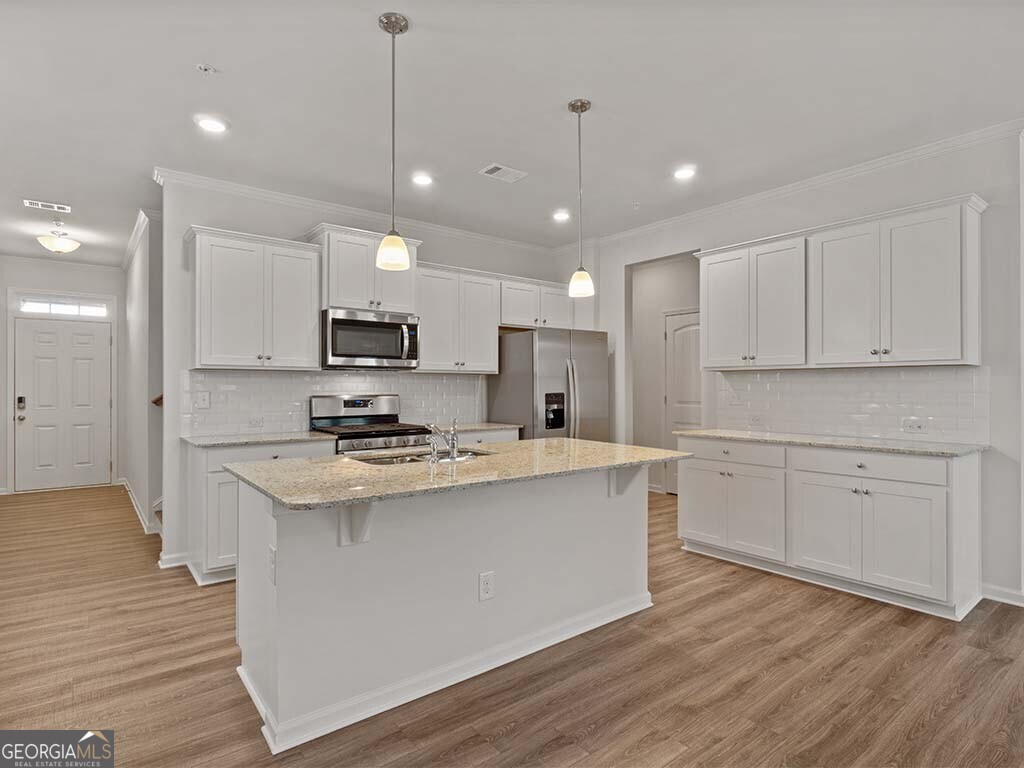 2594 Poppy CT 102