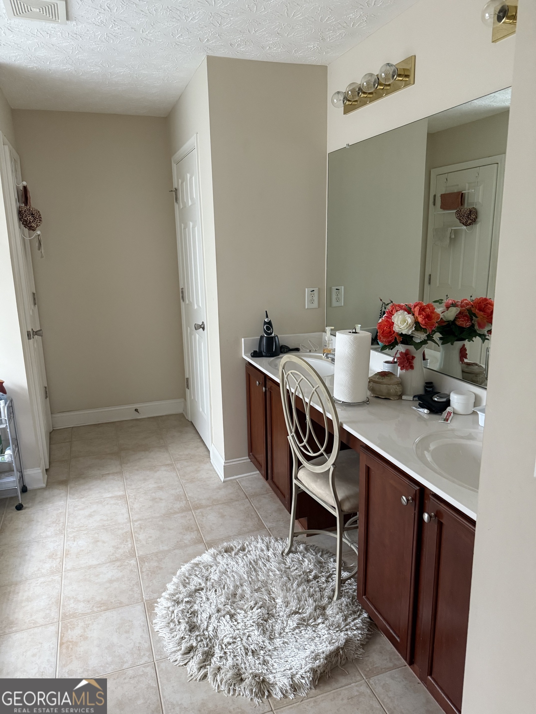 Landings @ Wesley Lk - Residential