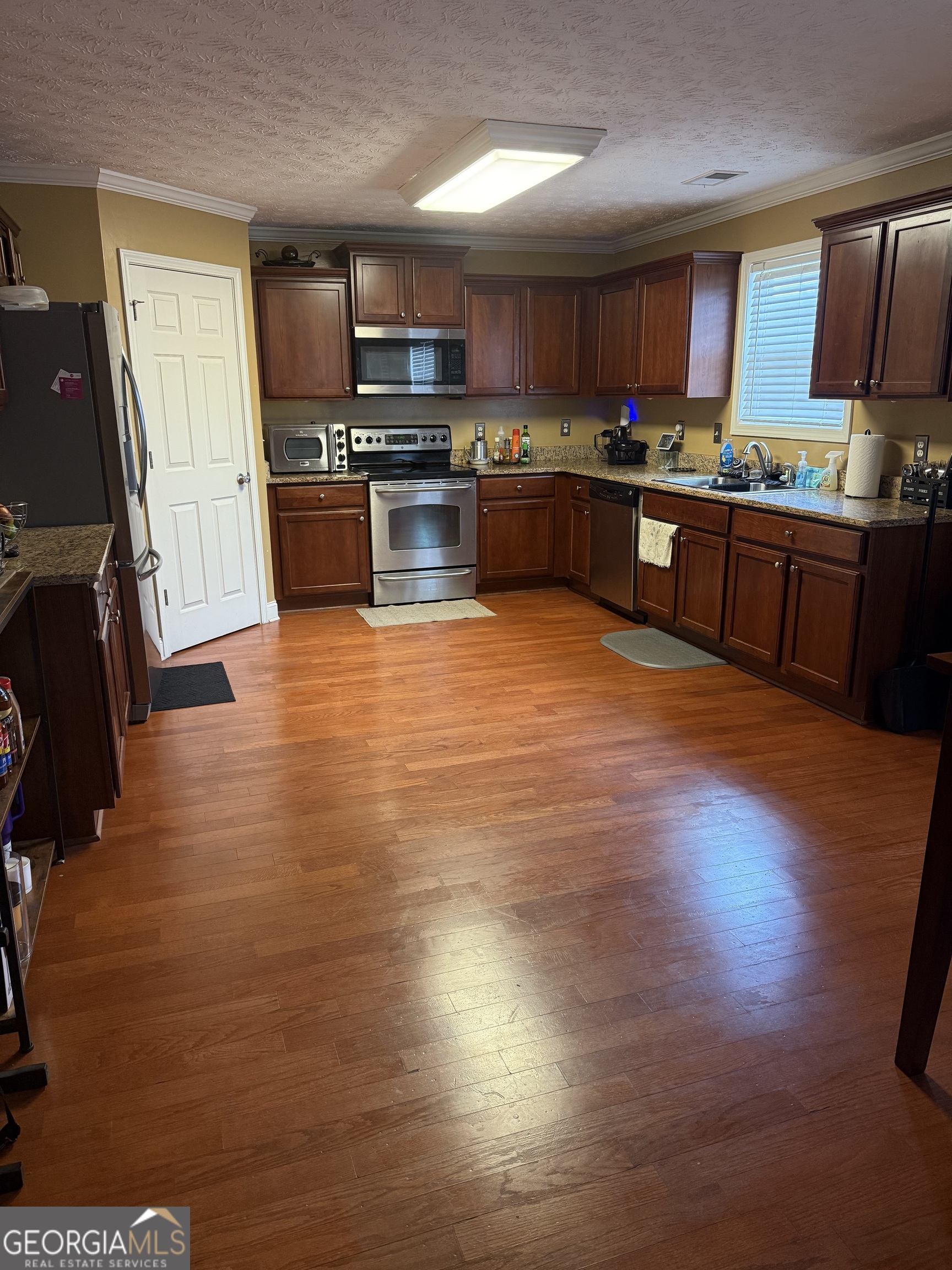 Landings @ Wesley Lk - Residential