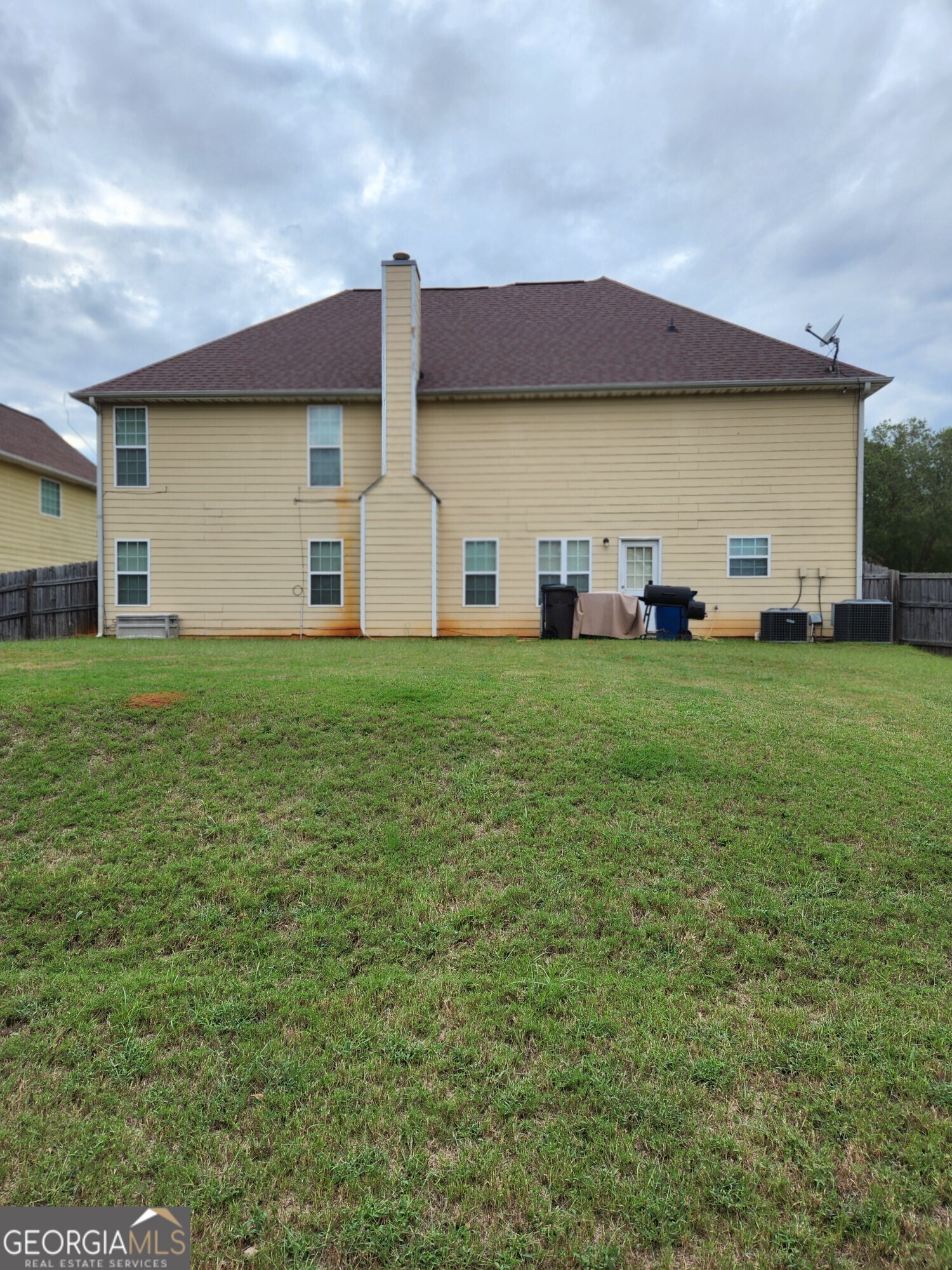 Landings @ Wesley Lk - Residential