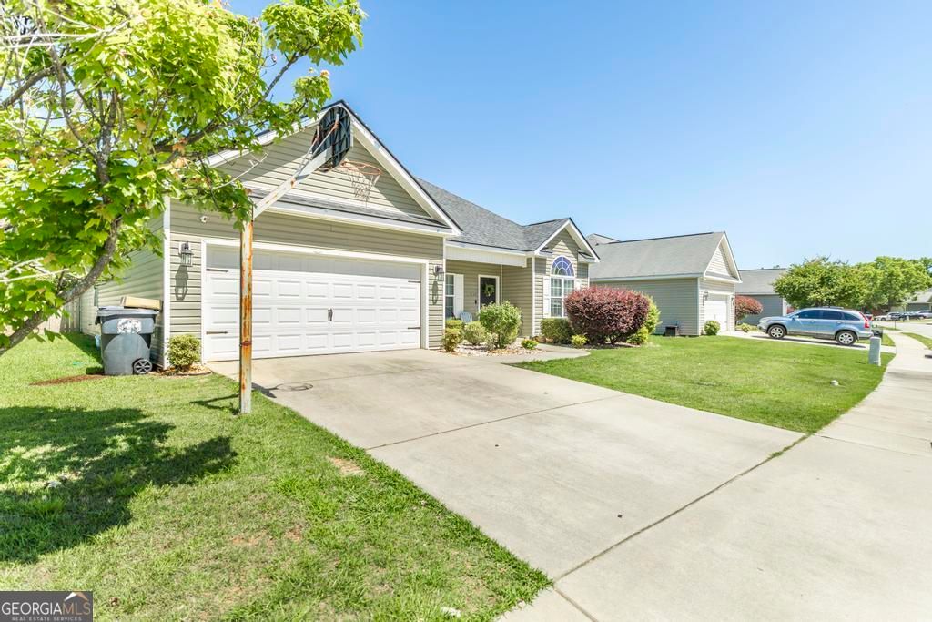 Photo of 308 Flowing Meadows Drive, Kathleen, GA 31047 (MLS # 10766598)