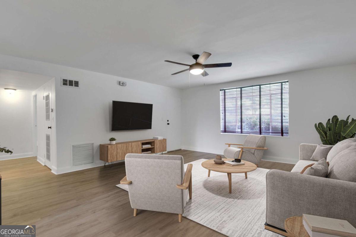 1174 Briarcliff RD NE 1