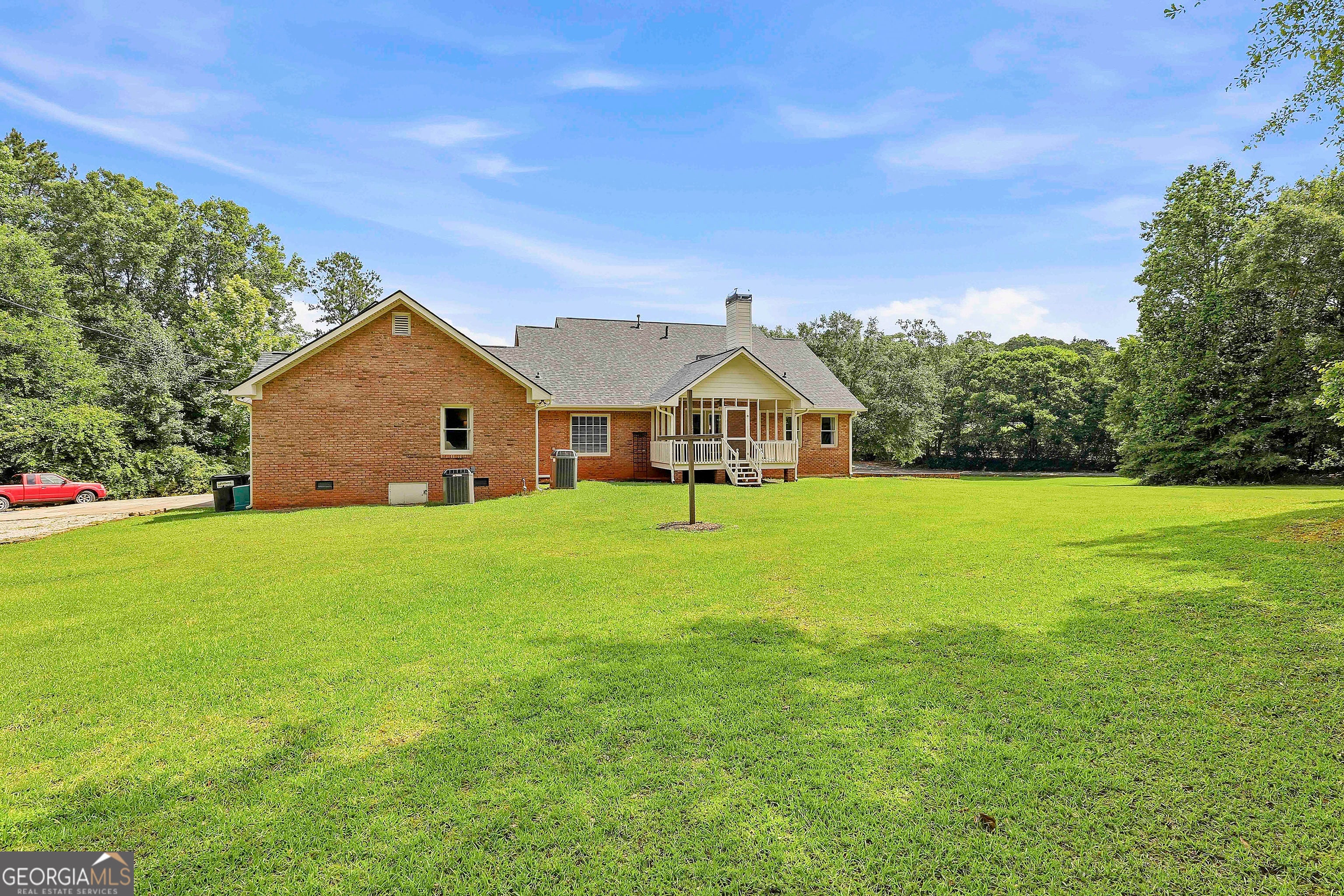 222 Lincoln RD