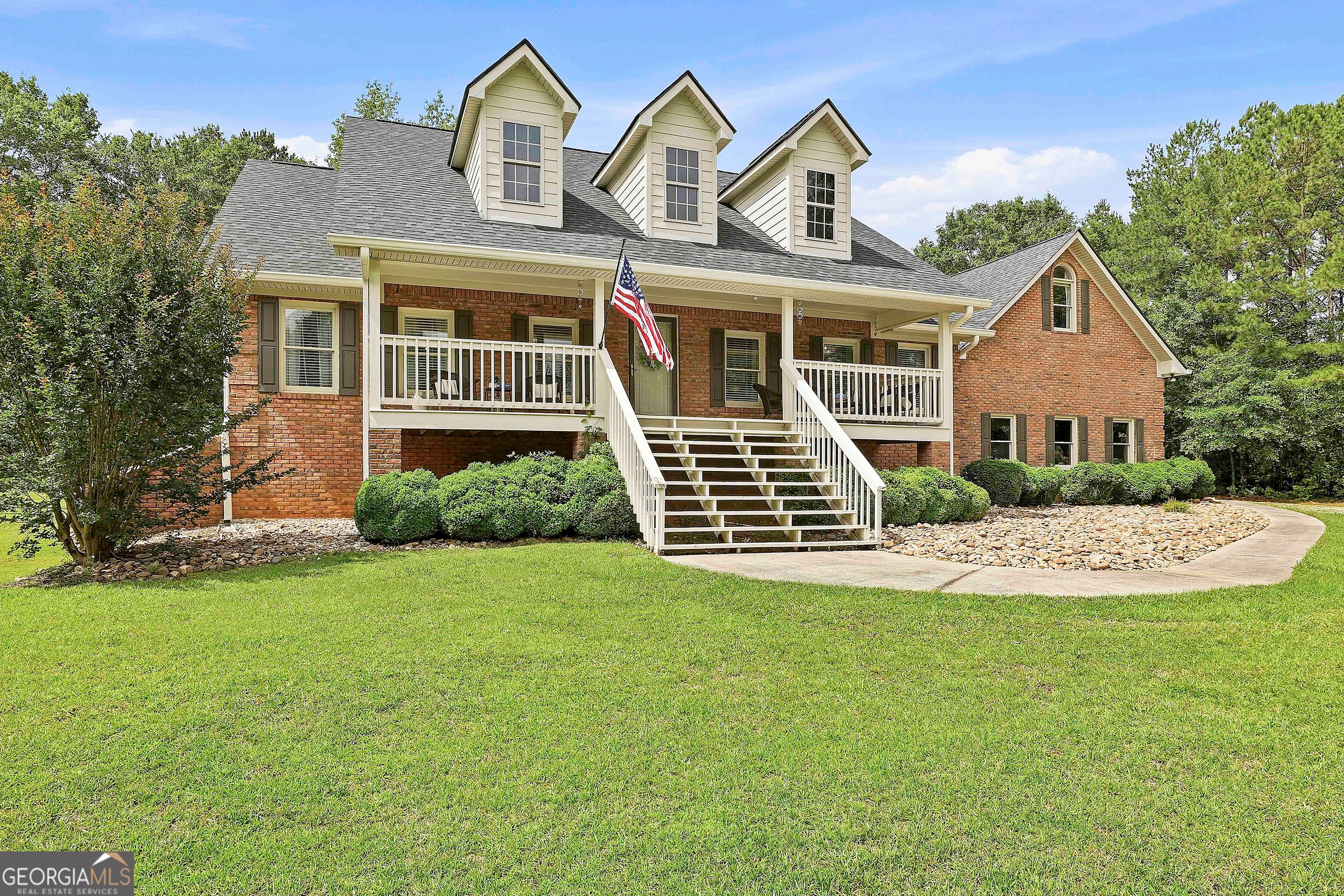222 Lincoln RD