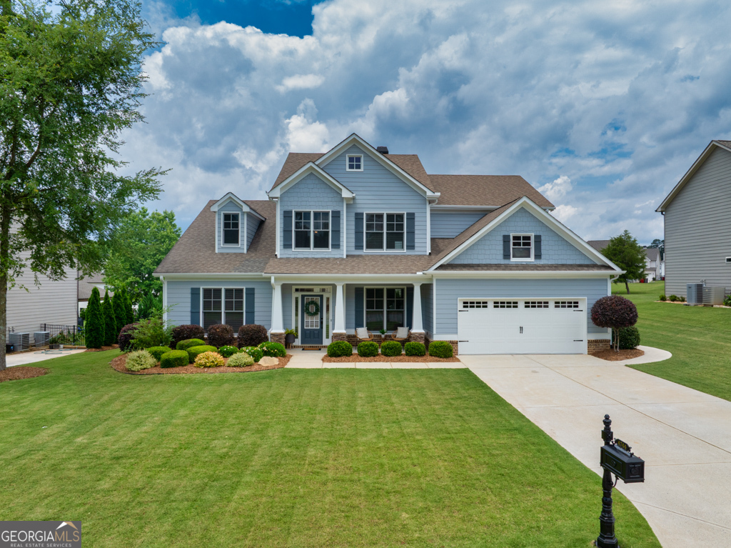 4744 Fairways LN