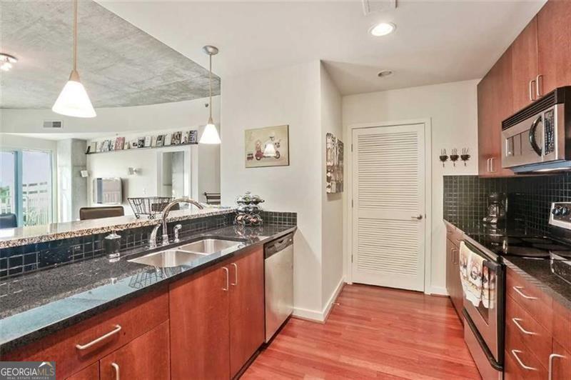 Photo of 250 Pharr Road NE #313, Atlanta, GA 30305 (MLS # 10777268)