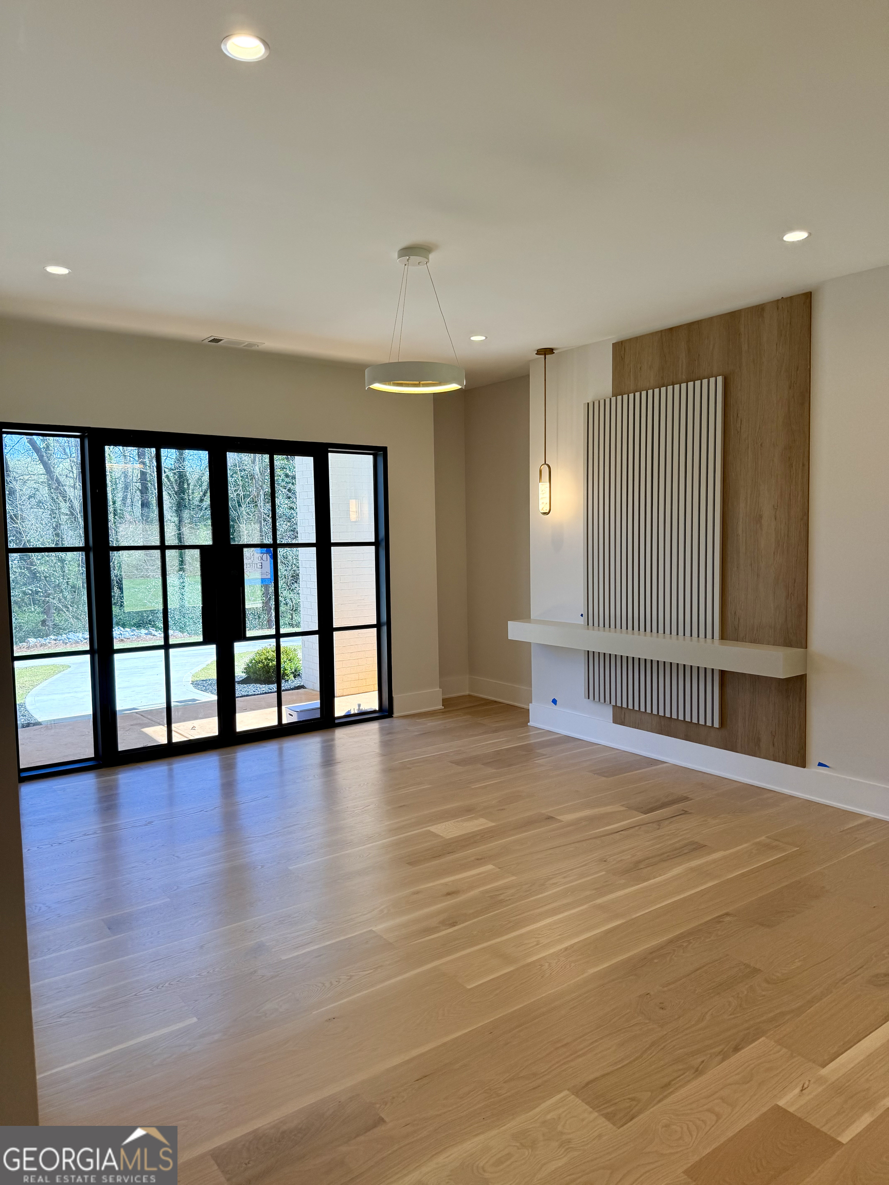 372 Chattahoochee ST