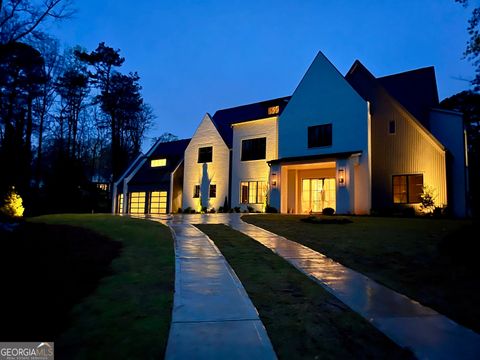 372 Chattahoochee ST Roswell GA 30075