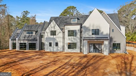 372 Chattahoochee ST Roswell GA 30075