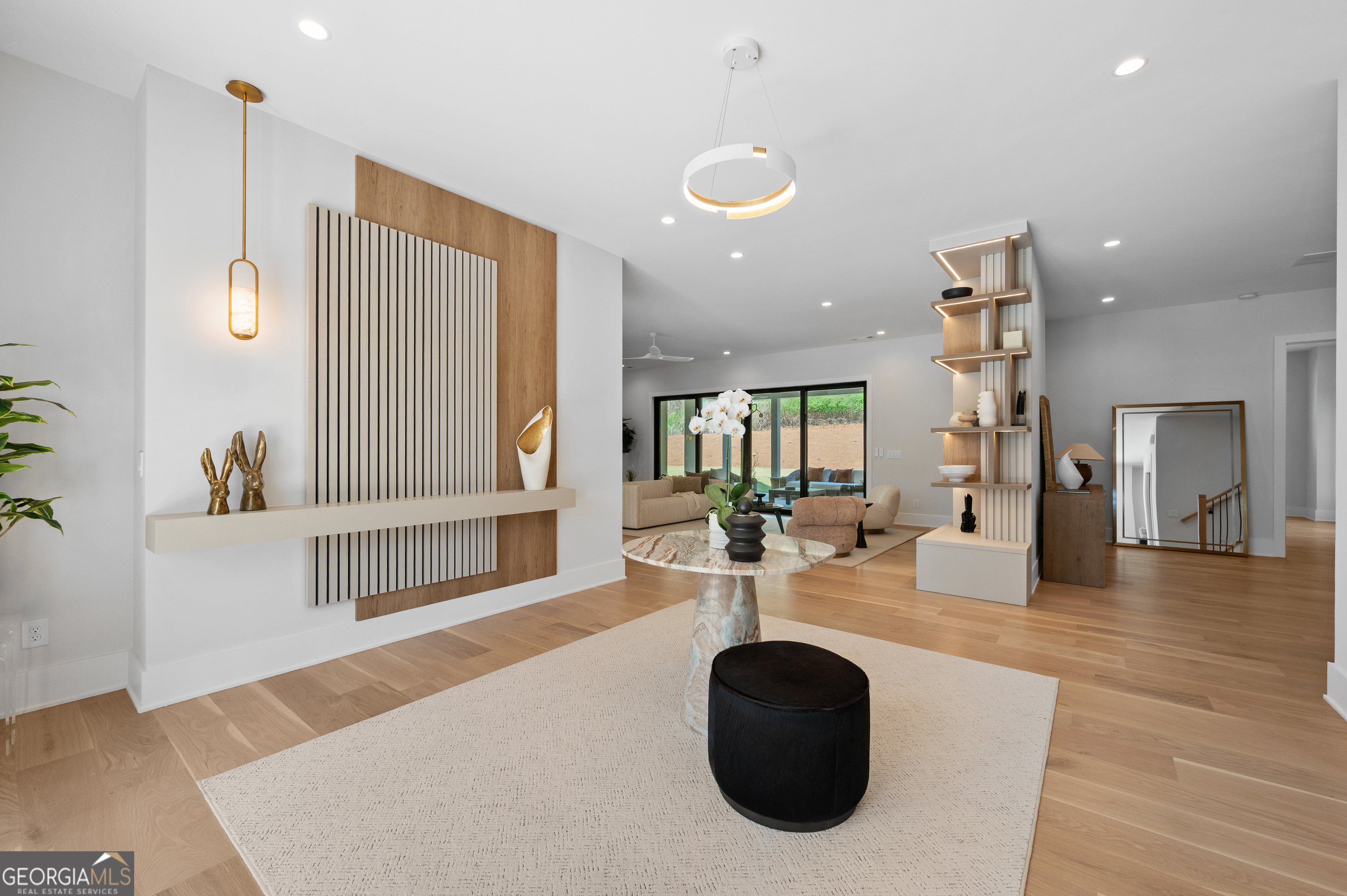 372 Chattahoochee ST