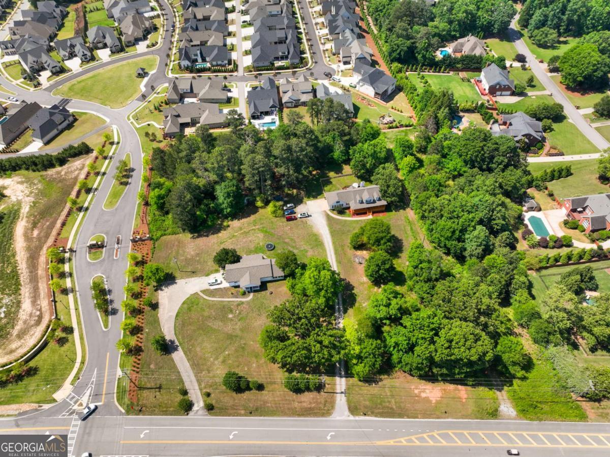 5797 Thompson Mill RD
