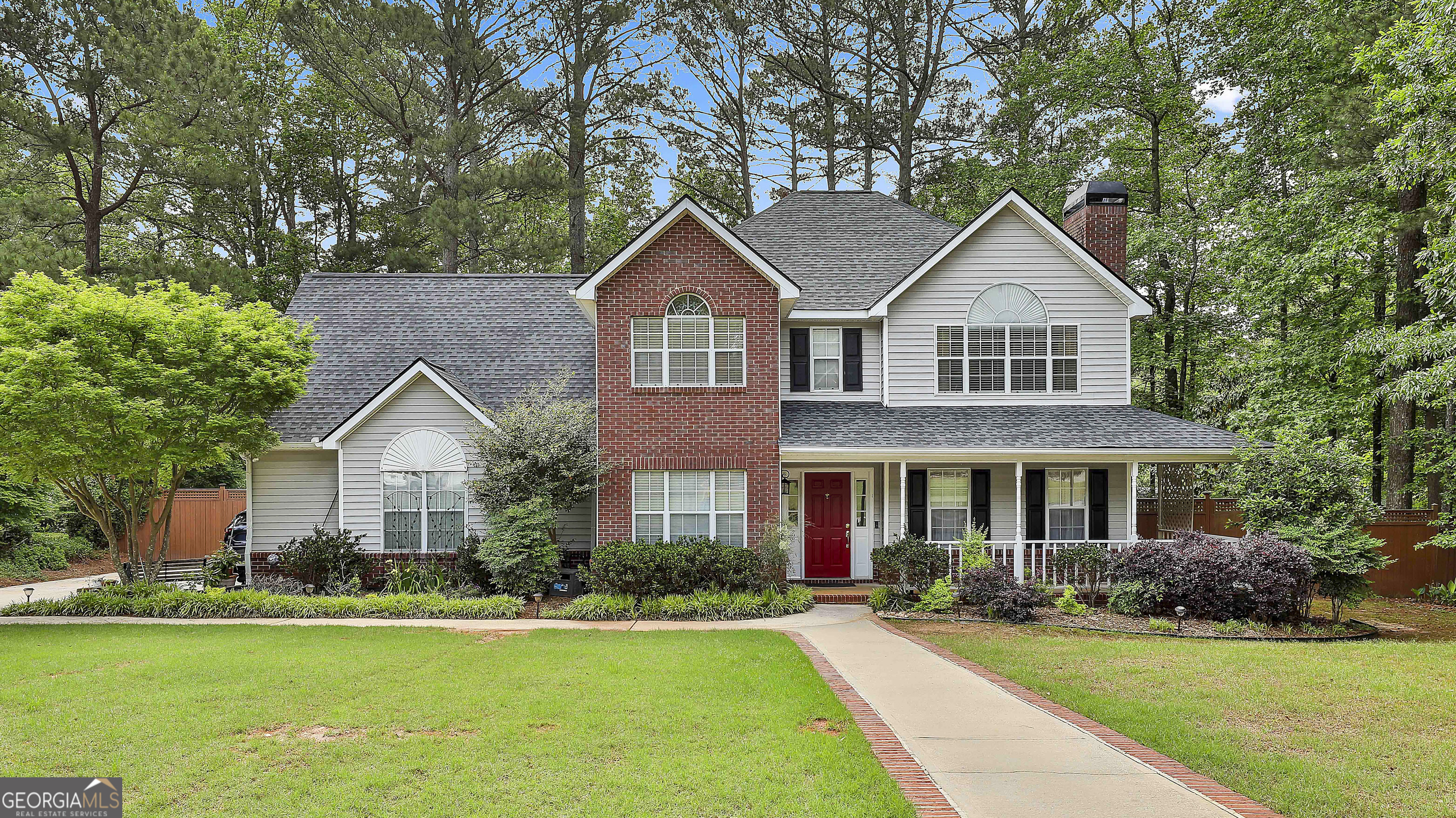 908 Huntington PL