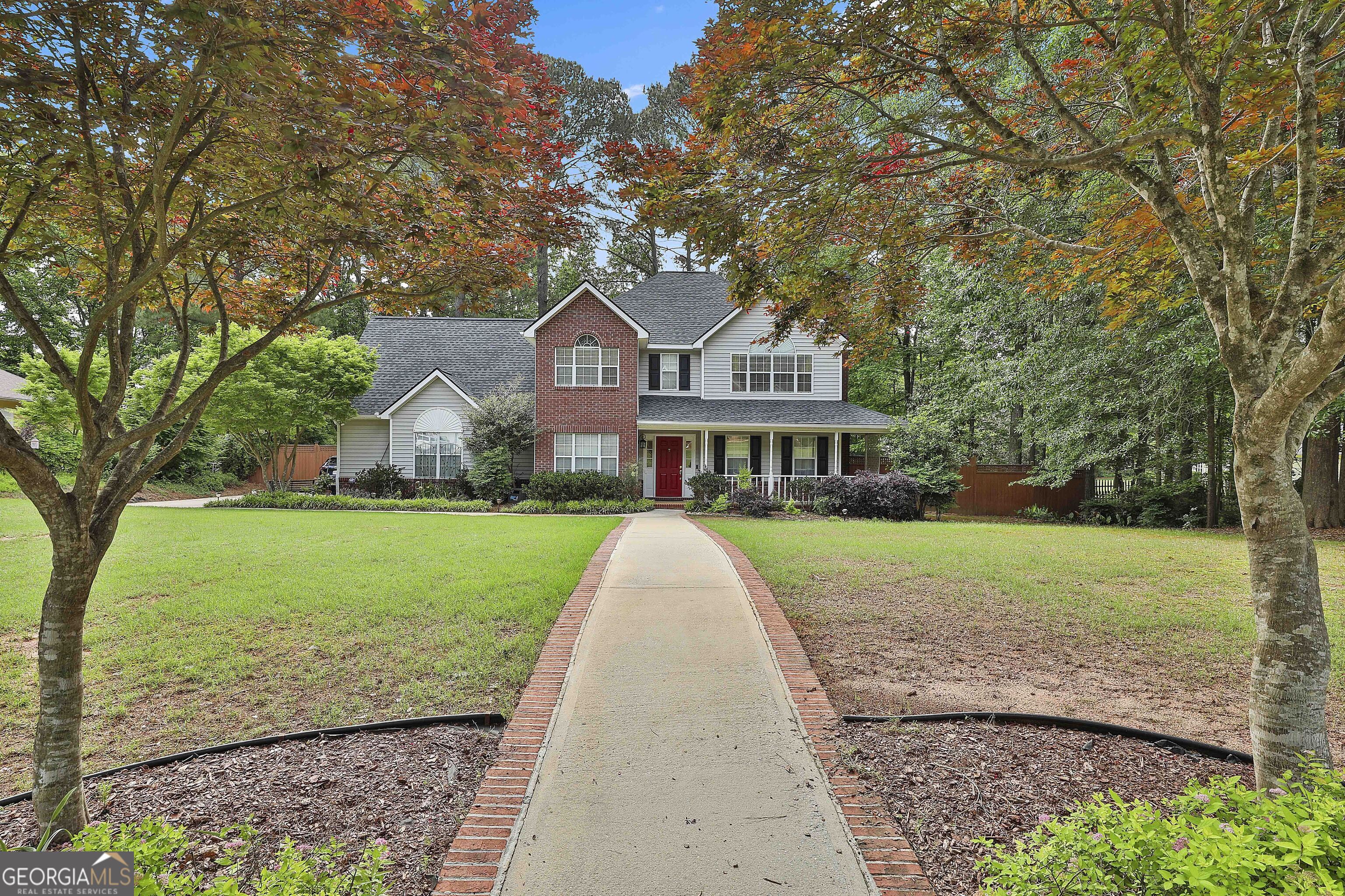 908 Huntington PL