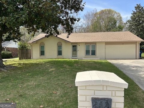 3260 valley bend RD S south Fulton GA 30349