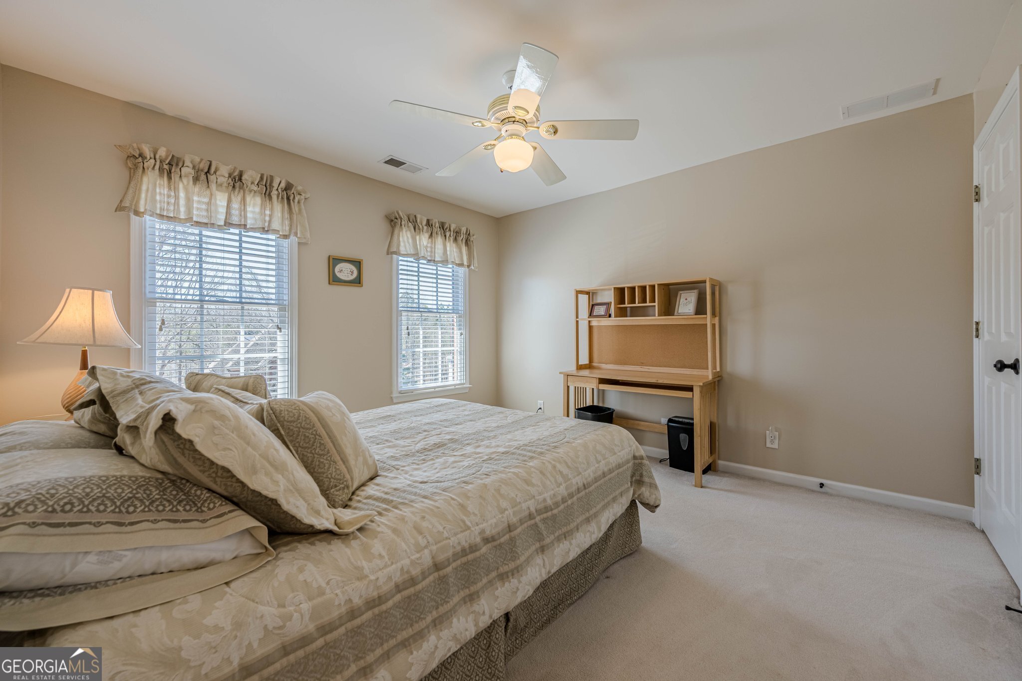 Cumming, Georgia 30028, United States, 5 Bedrooms Bedrooms, ,4 BathroomsBathrooms,Residential,Active,171059