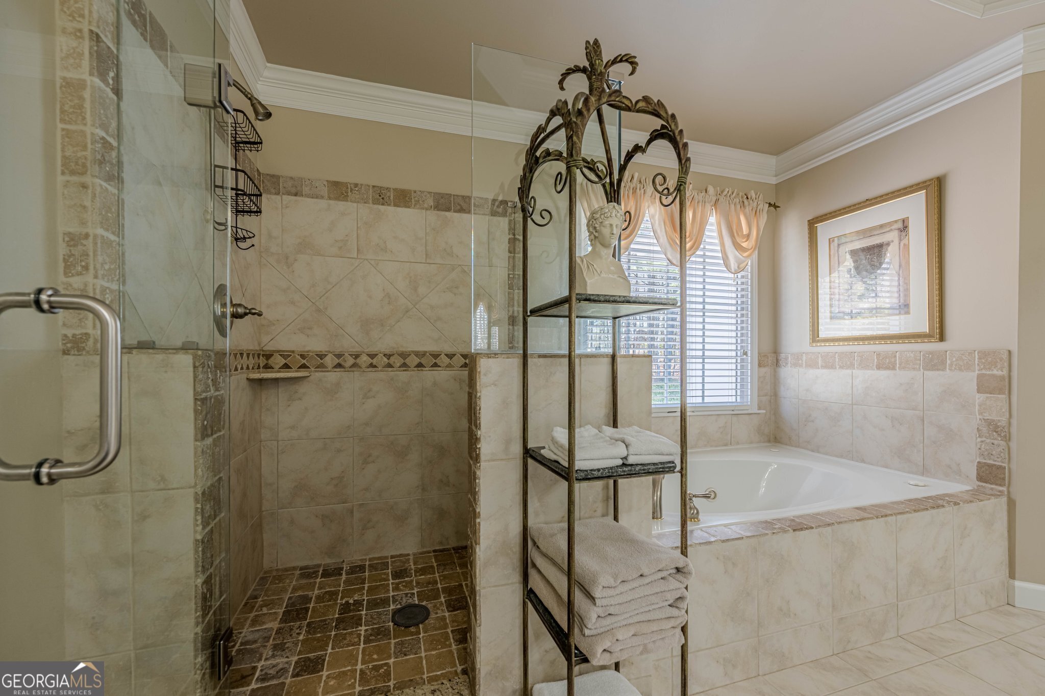 Cumming, Georgia 30028, United States, 5 Bedrooms Bedrooms, ,4 BathroomsBathrooms,Residential,Active,171059