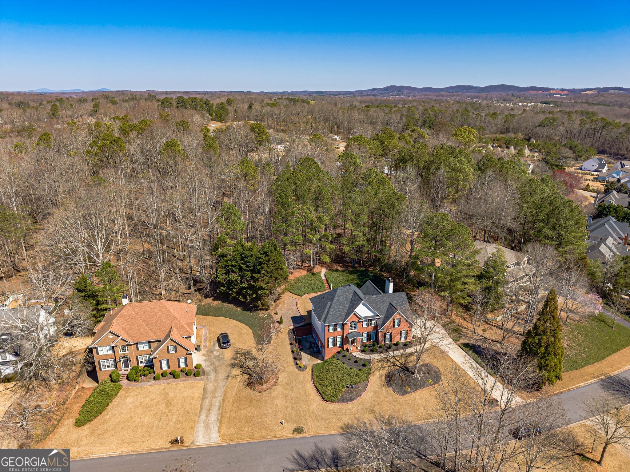 Cumming, Georgia 30028, United States, 5 Bedrooms Bedrooms, ,4 BathroomsBathrooms,Residential,Active,171059