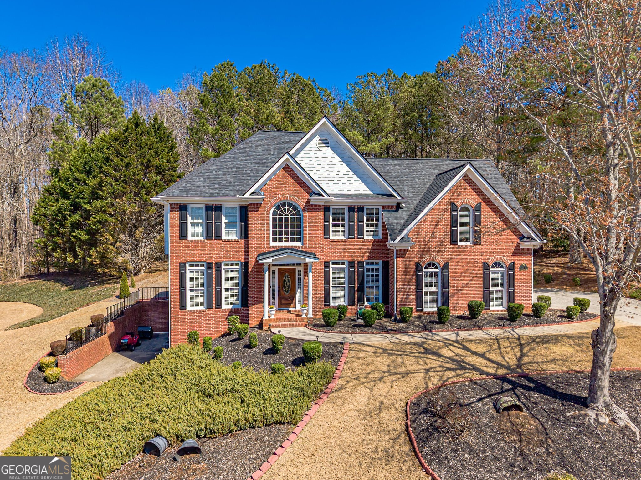 Cumming, Georgia 30028, United States, 5 Bedrooms Bedrooms, ,4 BathroomsBathrooms,Residential,Active,171059