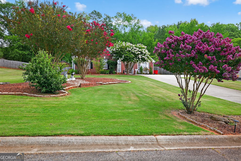 184 Brockton Oaks DR