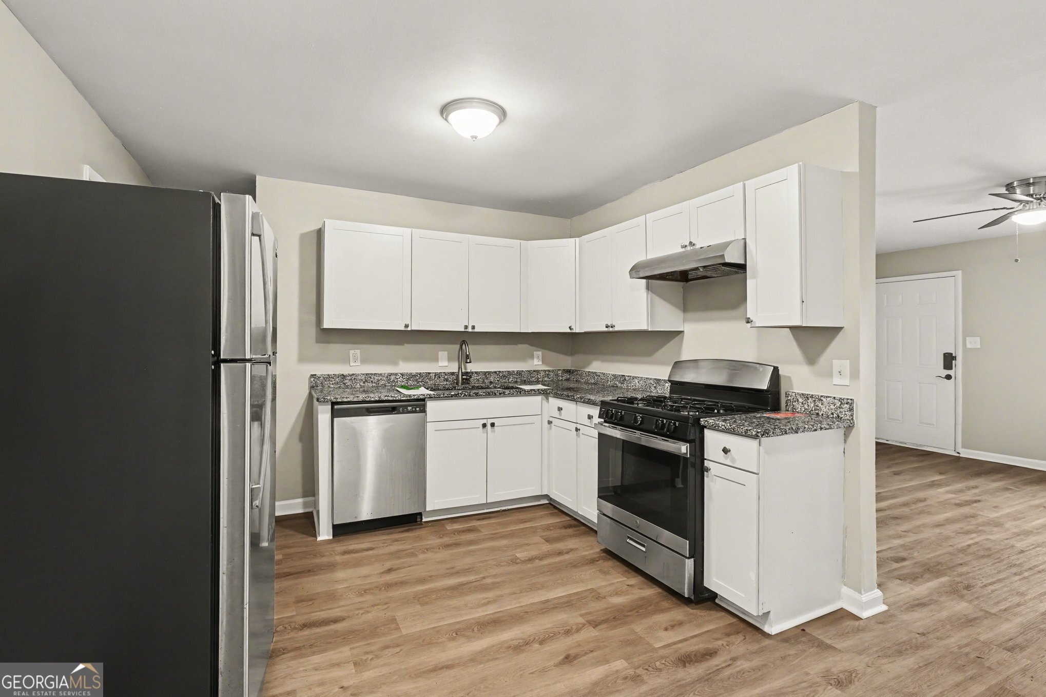 2328 Emerald Lake CT