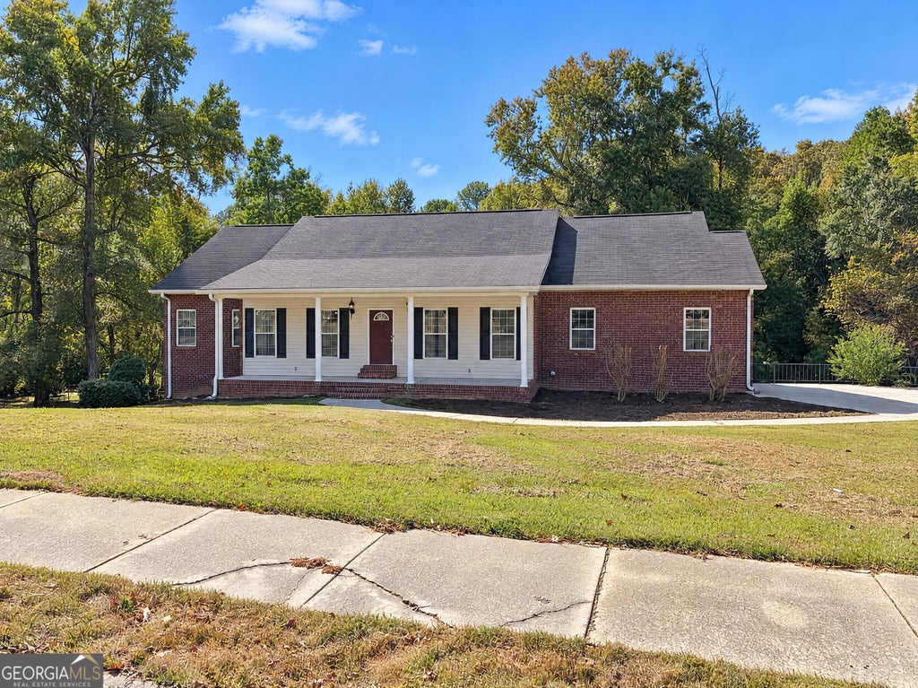 Photo of 401 Terrell Street, Warner Robins, GA 31088 (MLS # 10878154)